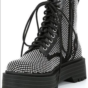 GB Non-Stop Studded Chunky Lug Sole Platform Booties Sizes 8 & 8.5 NWOT